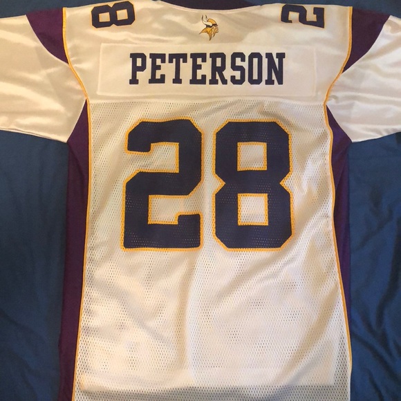 Adrian Peterson Vikings Jersey - Picture 2 of 2